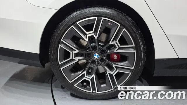 BMW 5-Series 5 серия (G60) 530i xDrive M Sport Pro Special Edition — Фото автомобиля 5