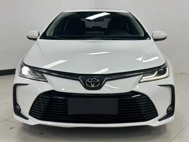 Toyota Corolla — Фото автомобиля 2