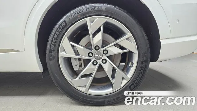 Genesis GV70 Electrified GV70 — Фото автомобиля 17