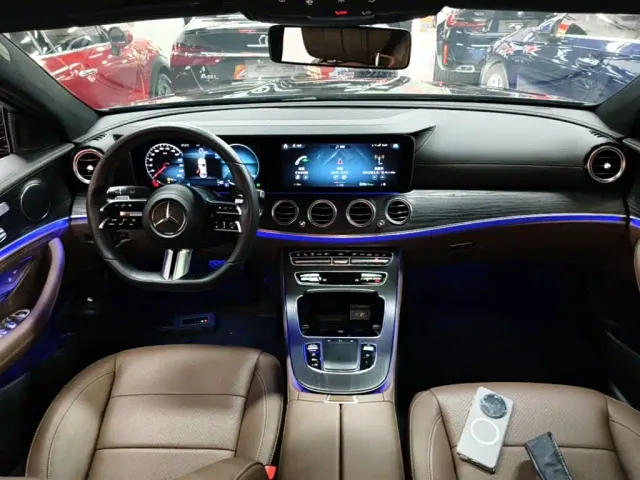 Mercedes-Benz E-Class — Фото автомобиля 9