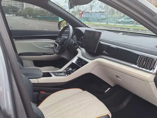 BYD Song PLUS — Фото автомобиля 10
