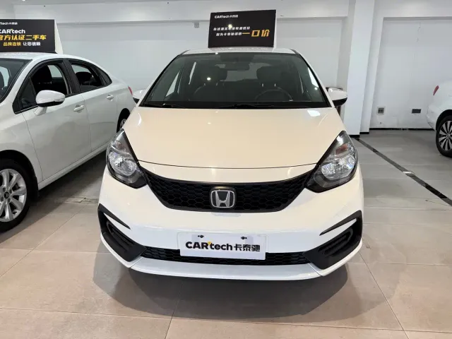 Honda Fit — Фото автомобиля 2
