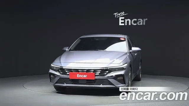 Hyundai AVANTE Новый Avante (CN7) — Фото автомобиля 3
