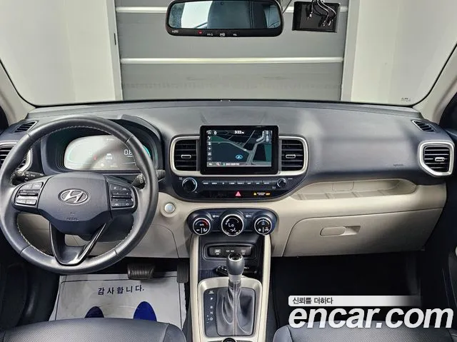 Hyundai Venue — Фото автомобиля 7