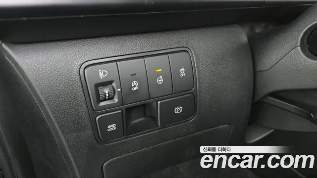 Hyundai Staria Staria 4WD Tourer 9 мест — Фото автомобиля 25