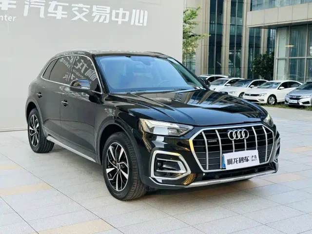 Audi Q5L — Фото автомобиля 3