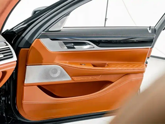 BMW 7 Series — Фото автомобиля 17