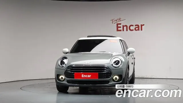 MINI Clubman — Фото автомобиля 3