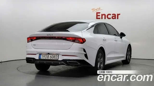 Kia K5 Generation 3 — Фото автомобиля 2