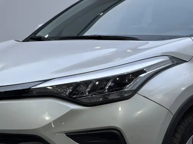 Toyota IZOA — Фото автомобиля 9
