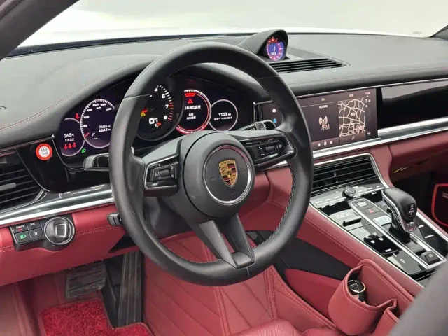 Porsche Panamera — Фото автомобиля 16