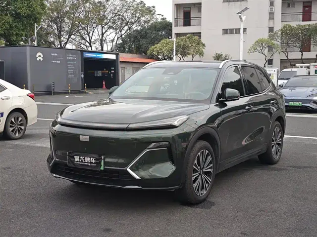 Фотография автомобиля — Geely Galaxy Starship 7 EM-i