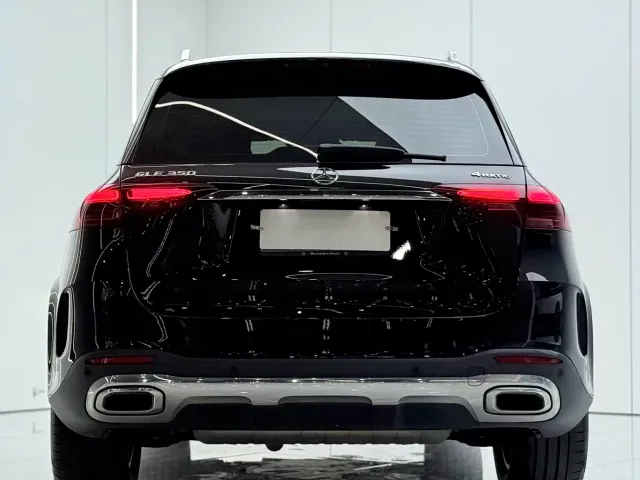 Mercedes-Benz GLE-Class — Фото автомобиля 16