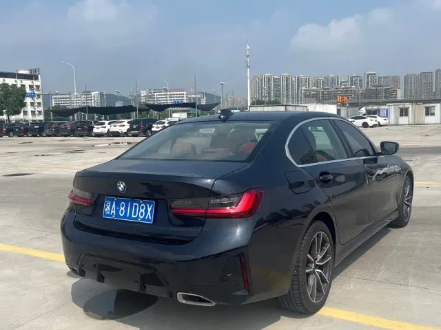 BMW 3 Series — Фото автомобиля 7