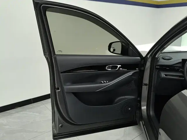 Geely Galaxy E5 — Фото автомобиля 7