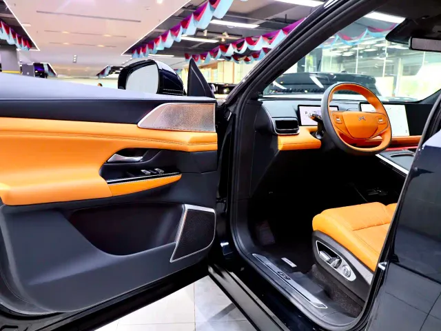 Xpeng G9 — Фото автомобиля 7