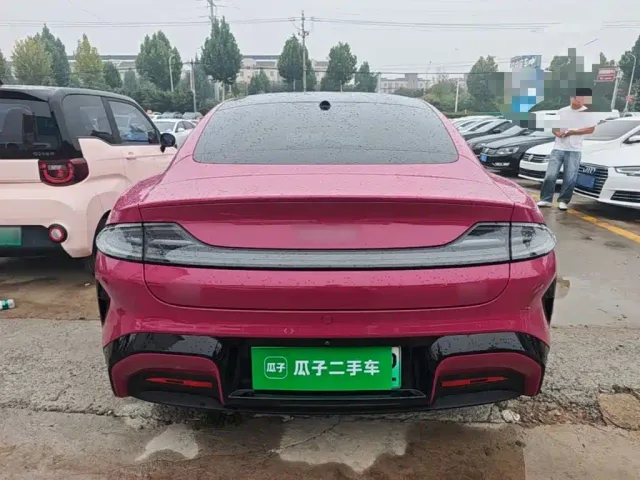 Xiaomi SU7 — Фото автомобиля 5