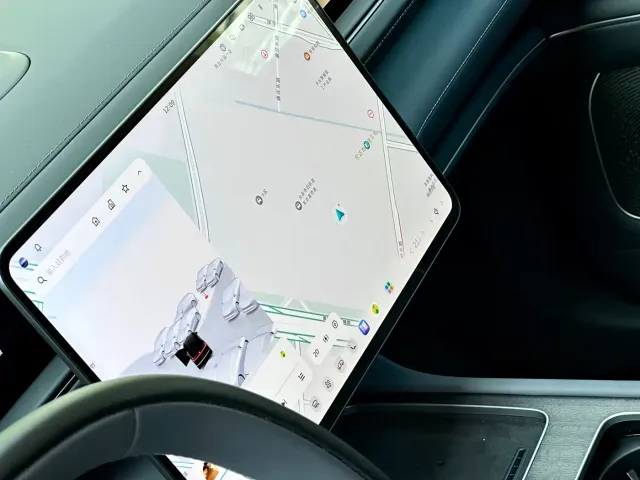 Nio ES8 — Фото автомобиля 9