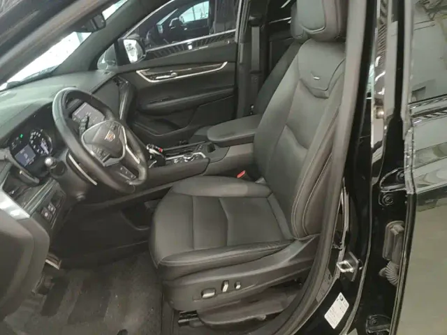 Cadillac XT5 — Фото автомобиля 14