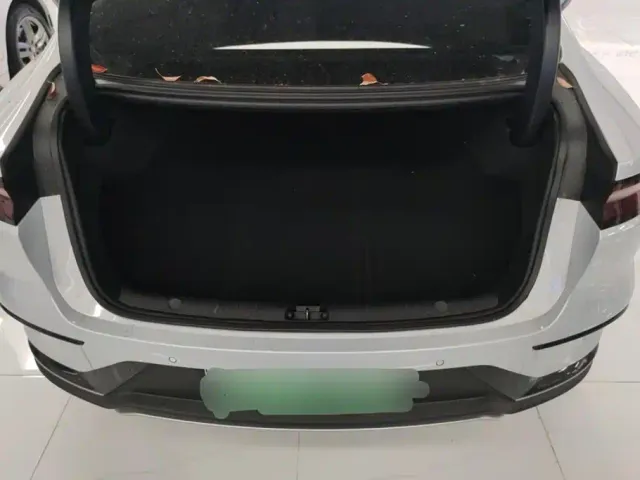BYD Han — Фото автомобиля 4