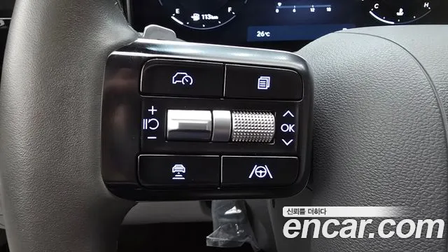 Hyundai Grandeur Grandeur (GN7) 2.5 Бензин 2WD — Фото автомобиля 16