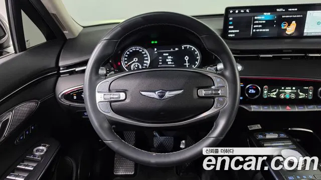 Genesis GV70 — Фото автомобиля 13