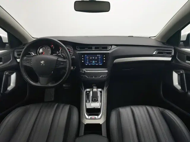 Peugeot 408 — Фото автомобиля 5
