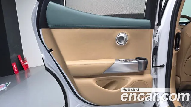 Genesis GV60 — Фото автомобиля 25