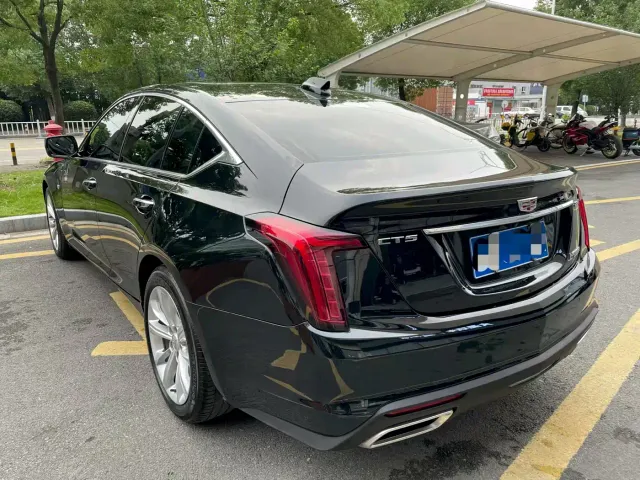 Cadillac CT5 — Фото автомобиля 4