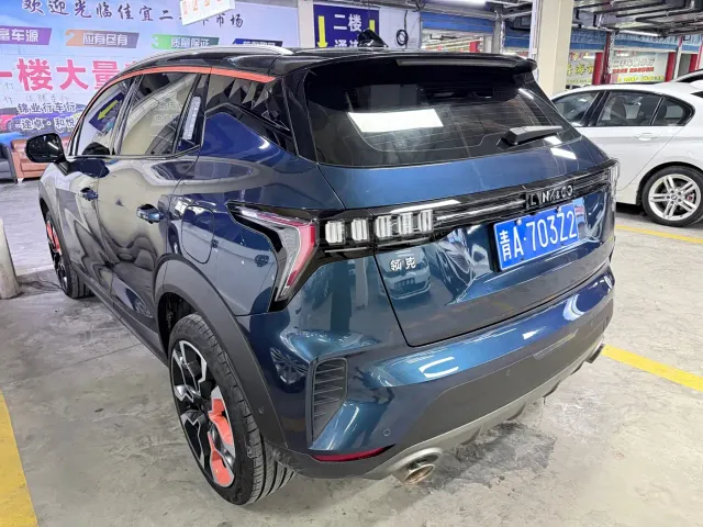 Lynk & Co 06 — Фото автомобиля 17