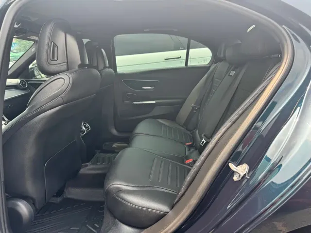 Mercedes-Benz C-Class — Фото автомобиля 9