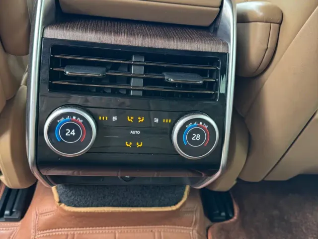 Land Rover Range Rover — Фото автомобиля 17