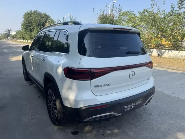 Mercedes-Benz EQB — Фото автомобиля 23