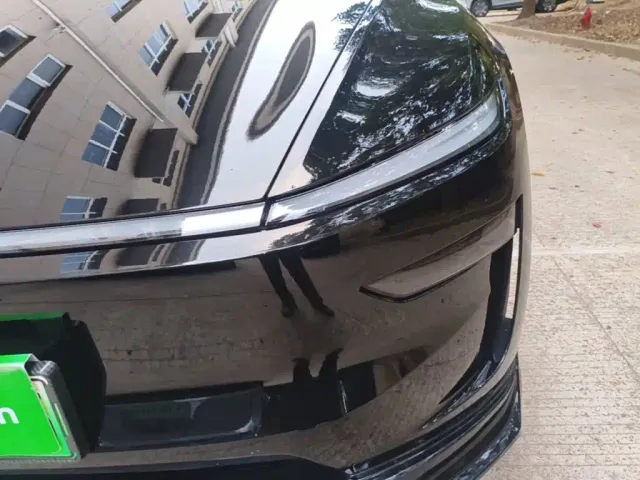 Tesla Model Y — Фото автомобиля 23