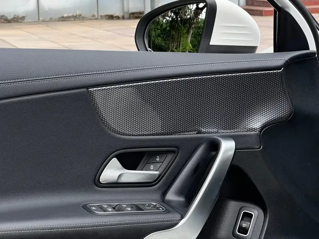 Mercedes-Benz A-Class — Фото автомобиля 16