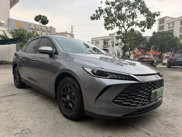 BYD Qin PLUS — Фото автомобиля 3