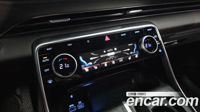 Genesis GV80 — Фото автомобиля 23