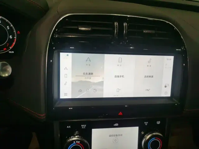 Jaguar XEL — Фото автомобиля 12