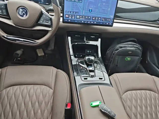 BYD Han — Фото автомобиля 13
