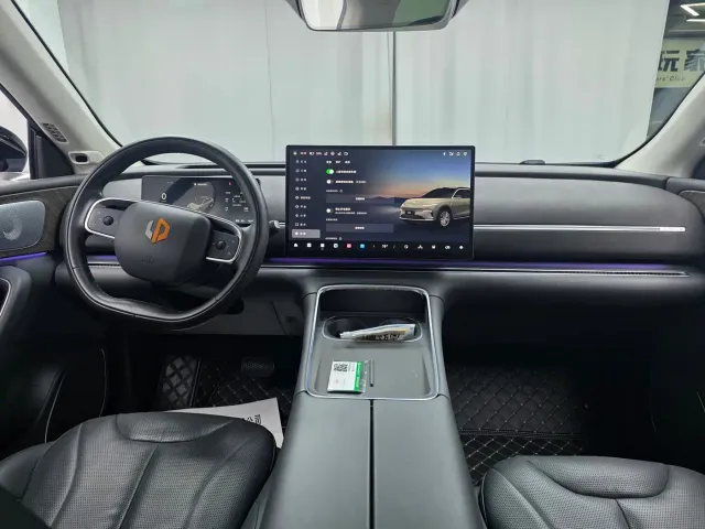 Leapmotor C11 — Фото автомобиля 8