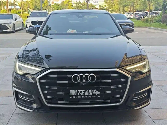 Audi Audi A6L 2023 Facelift 45 TFSI Premium Dynamic — Фото автомобиля 3