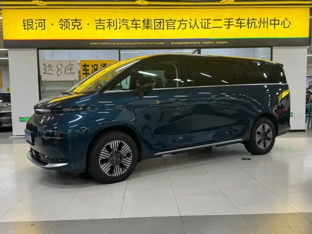 Фотография автомобиля — Geely Yizhen L380