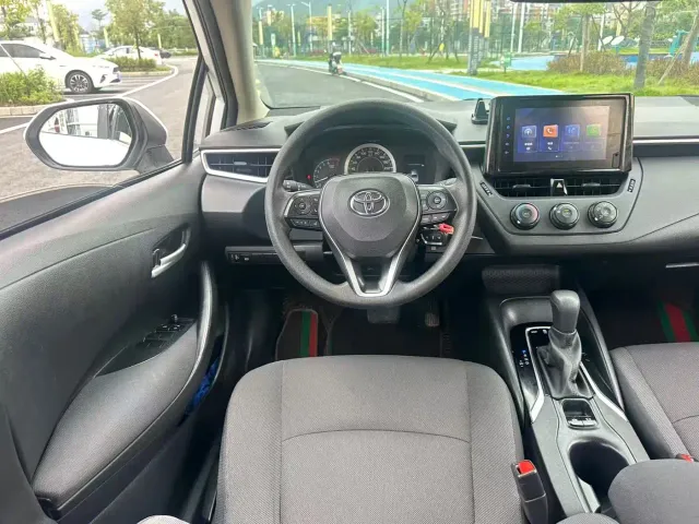 Toyota Corolla — Фото автомобиля 16