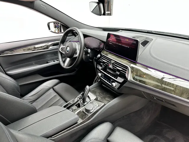 BMW 6 Series Gran Turismo — Фото автомобиля 20