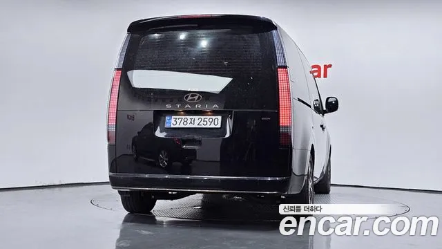Hyundai Staria Staria 4WD Lounge 9 мест — Фото автомобиля 4