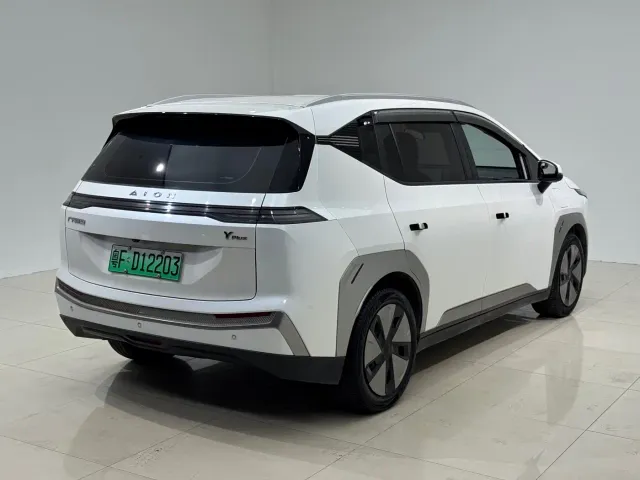 GAC Aion Y — Фото автомобиля 5