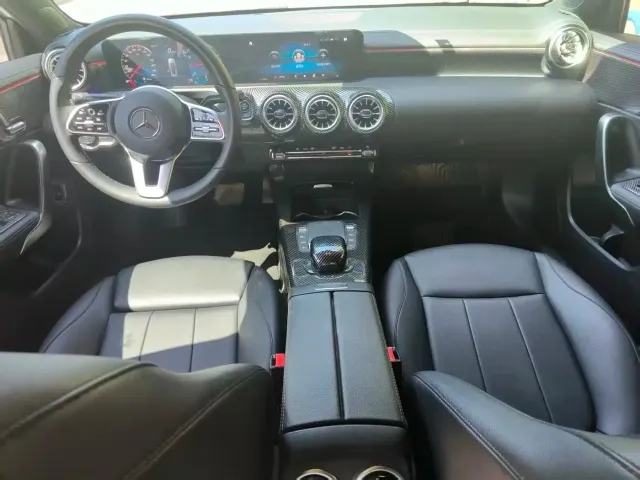 Mercedes-Benz A-Class — Фото автомобиля 7