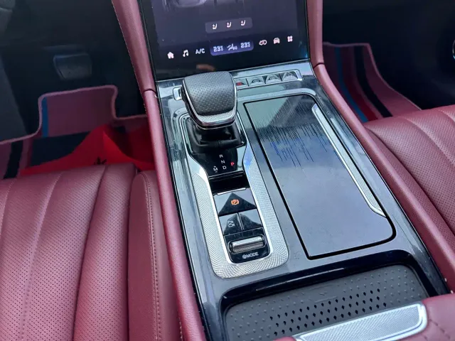 Hongqi H5 — Фото автомобиля 11