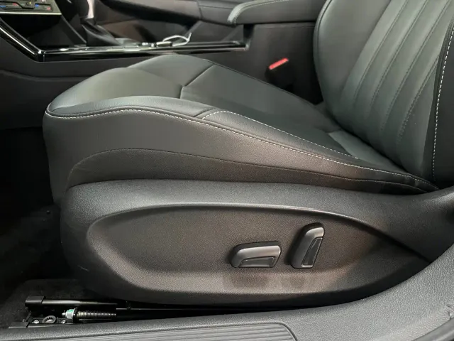 Volkswagen Passat — Фото автомобиля 13