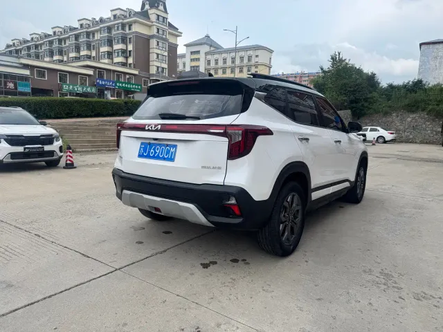 Kia Seltos — Фото автомобиля 5